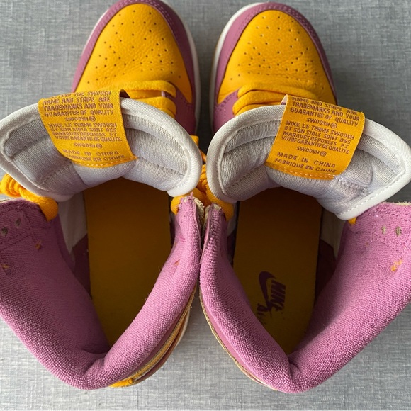 Nike | Air Jordan 1 Retro High OG "Brotherhood" sneakers - Picture 11 of 16